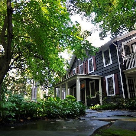 Buttermilk Falls Inn & Spa Milton Esterno foto