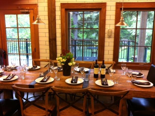 Buttermilk Falls Inn & Spa Milton Esterno foto