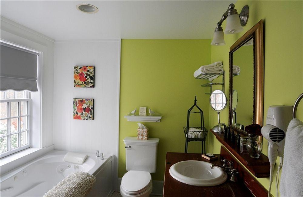 Buttermilk Falls Inn & Spa Milton Esterno foto
